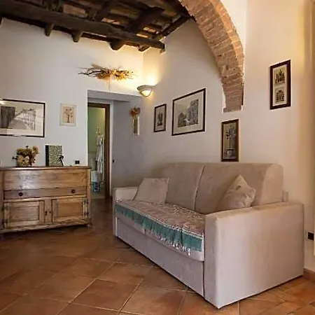 Antica Fonte Residenza Di 3*