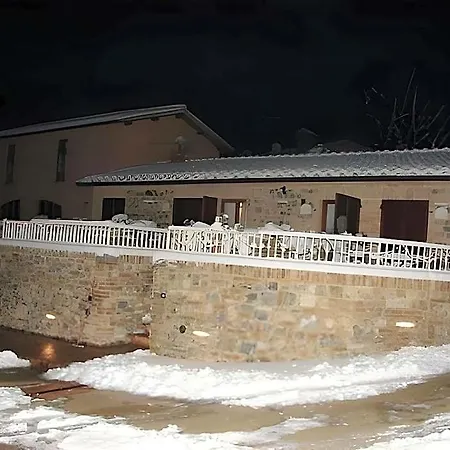 Antica Fonte Residenza Di Hotel 3*