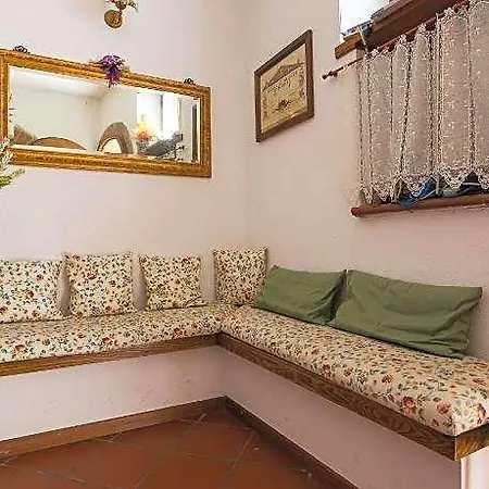 Antica Fonte Residenza Di 3*